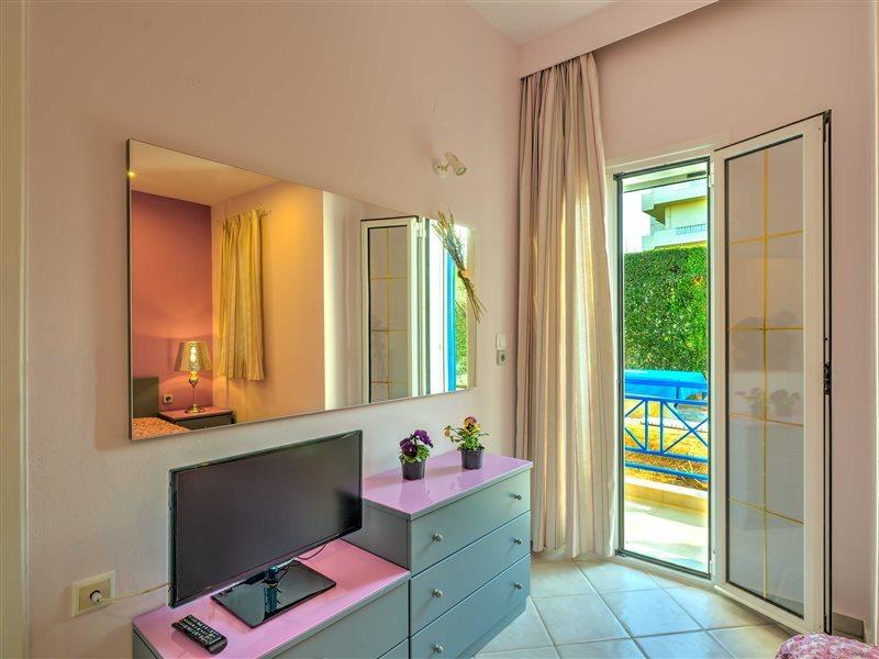 Home Hotel (Adults Only) خيرسونِسوس المظهر الخارجي الصورة
